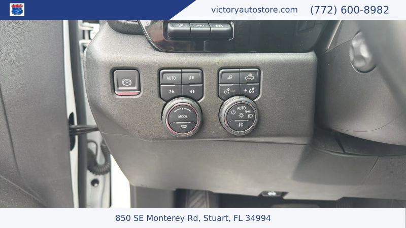 2022 Chevrolet Silverado 1500 4WD Crew Cab Short Bed LTZ