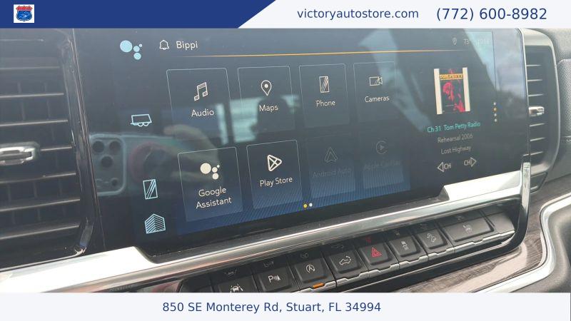 2022 Chevrolet Silverado 1500 4WD Crew Cab Short Bed LTZ