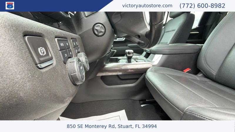2022 Chevrolet Silverado 1500 4WD Crew Cab Short Bed LTZ