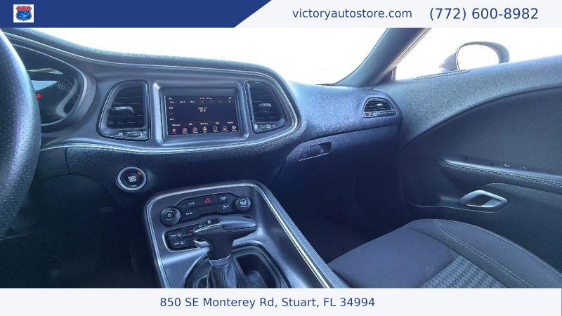 2018 Dodge Challenger SXT