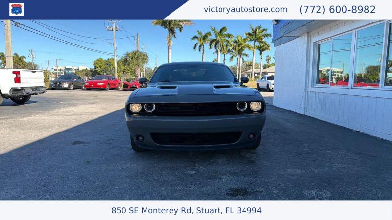 2018 Dodge Challenger SXT