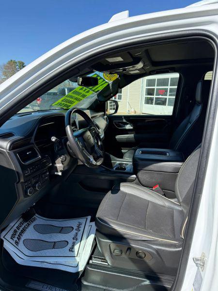2022 Chevrolet Suburban 4WD Premier
