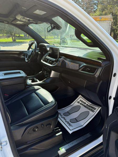2022 Chevrolet Suburban 4WD Premier