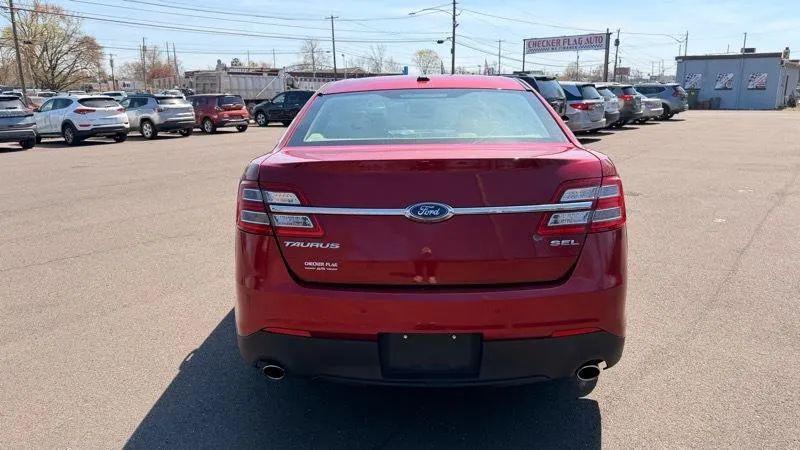 2016 Ford Taurus SEL