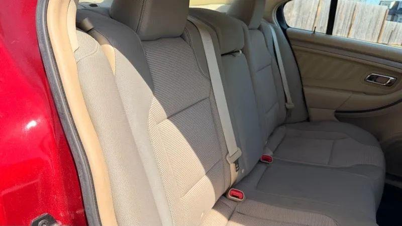 2016 Ford Taurus SEL