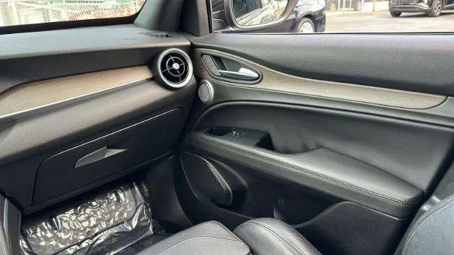 2018 Alfa Romeo Stelvio Ti Sport AWD