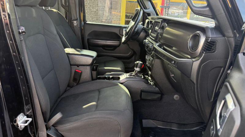 2020 Jeep Wrangler Sport S 4x4