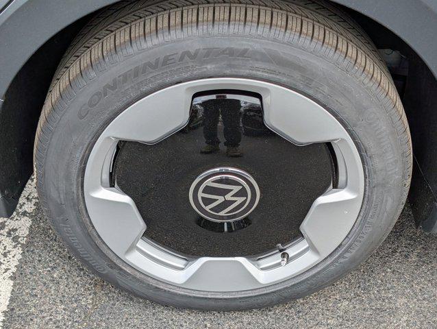 2025 Volkswagen ID. Buzz Pro S Plus with 4MOTION