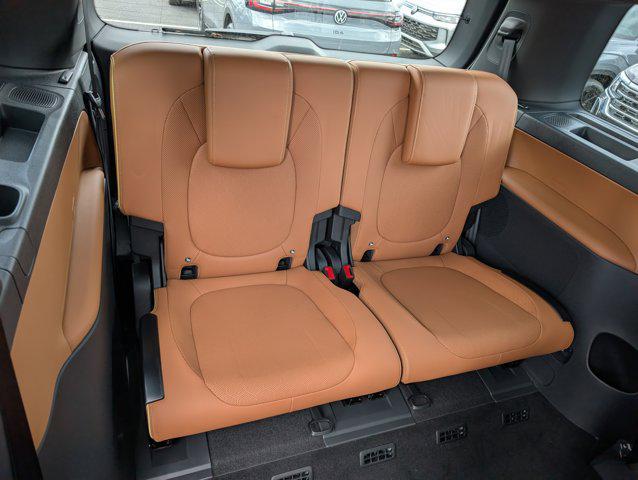 2025 Volkswagen ID. Buzz Pro S Plus with 4MOTION