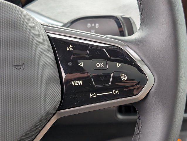 2025 Volkswagen ID. Buzz Pro S Plus with 4MOTION