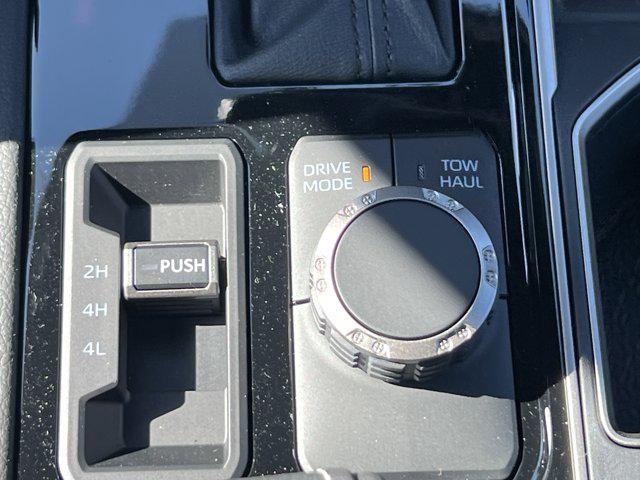 2026 Toyota Tundra Limited CrewMax 5.5' Bed