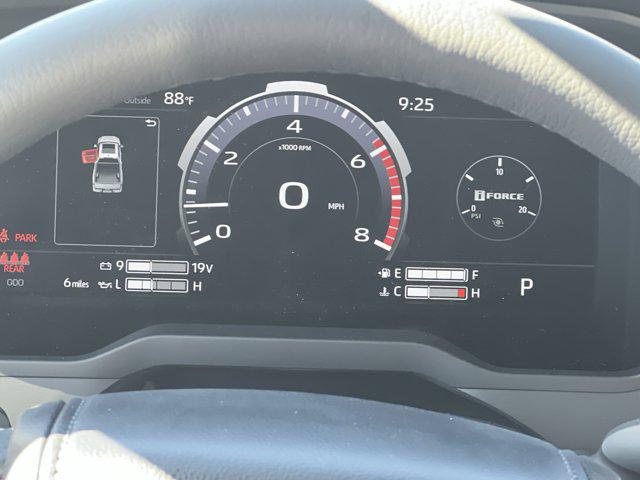 2026 Toyota Tundra Limited CrewMax 5.5' Bed