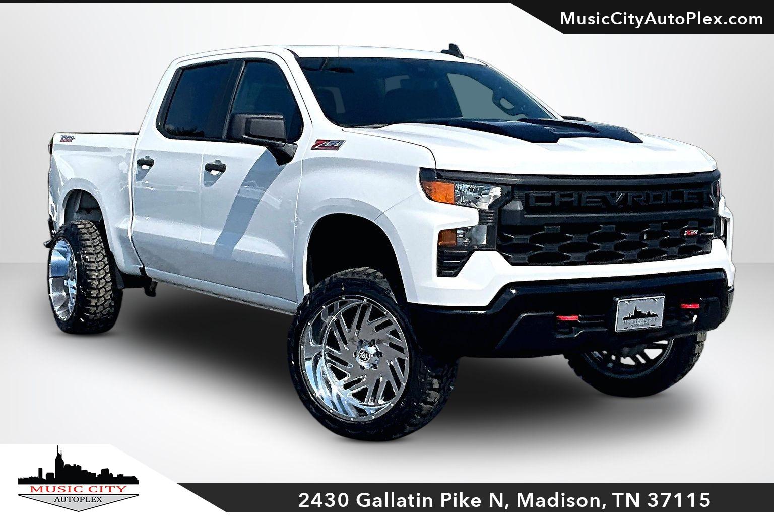 Summit White 2022 Chevrolet Silverado 1500 Pickup Truck Four-Wheel Drive Automatic