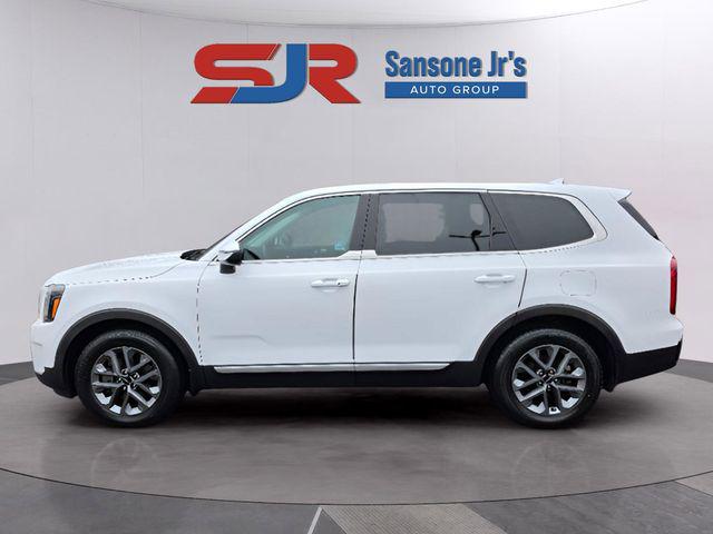 2023 Kia Telluride LX