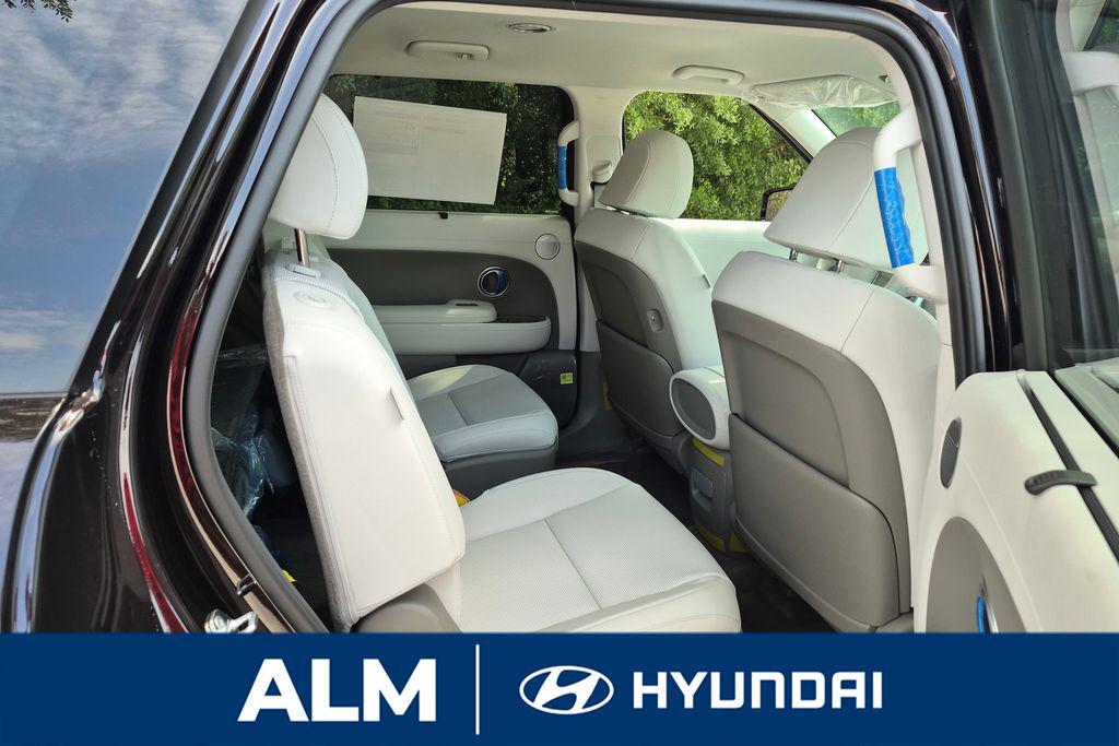 New 2026 Galaxy Maroon Pearl HYUNDAI SEL FWD image 18