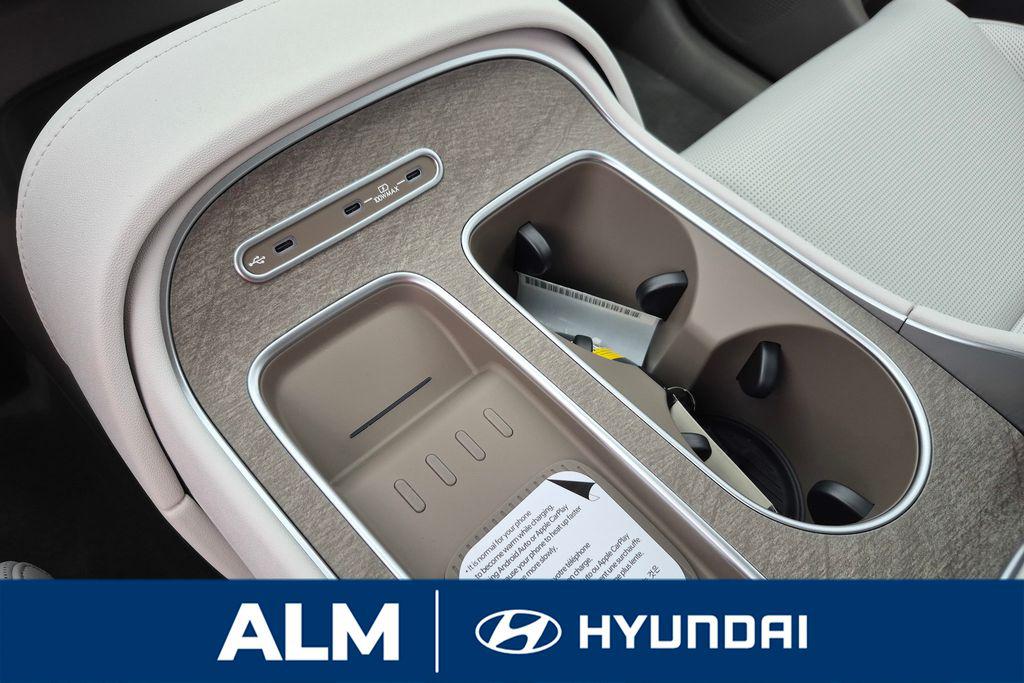 New 2026 Typhoon Silver Metallic HYUNDAI SEL Premium FWD image 29