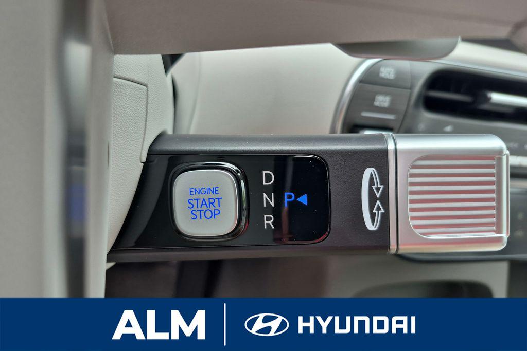 New 2026 Typhoon Silver Metallic HYUNDAI SEL Premium FWD image 32
