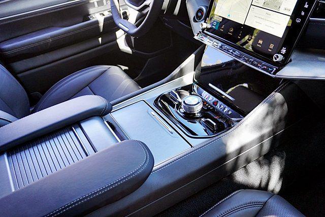 2026 Jeep Grand Wagoneer Limited Reserve 4x4