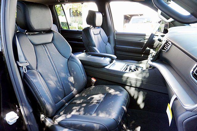 2026 Jeep Grand Wagoneer Limited Reserve 4x4