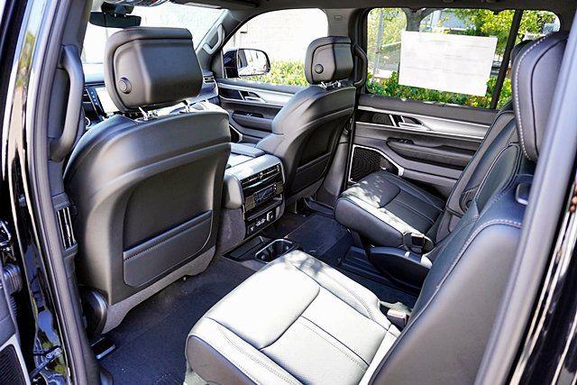 2026 Jeep Grand Wagoneer Limited Reserve 4x4