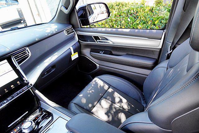 2026 Jeep Grand Wagoneer Limited Reserve 4x4