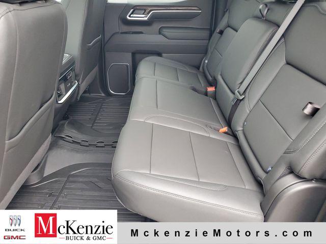 2026 GMC Sierra 1500 Crew Cab, Short Bed, SLT, 4WD