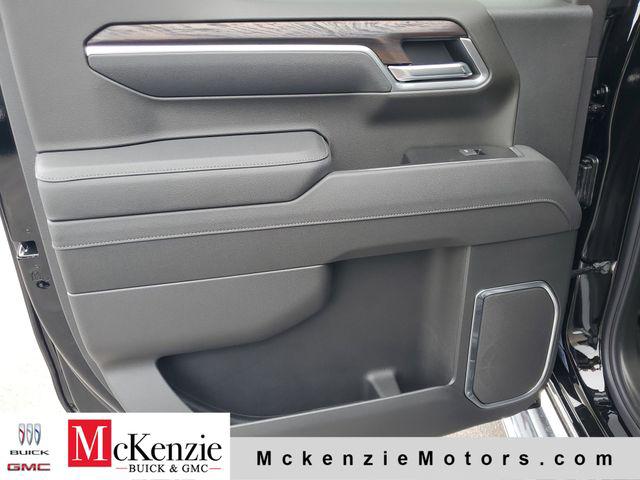 2026 GMC Sierra 1500 Crew Cab, Short Bed, SLT, 4WD
