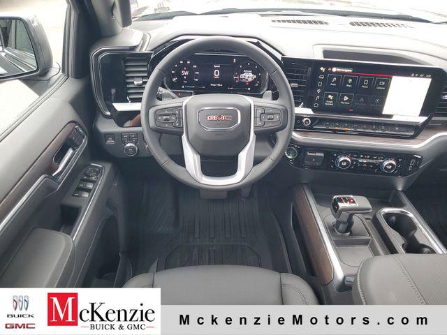 2026 GMC Sierra 1500 Crew Cab, Short Bed, SLT, 4WD