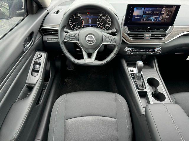 2026 Nissan Altima SV FWD