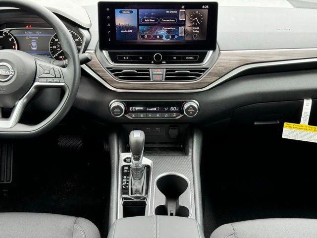 2026 Nissan Altima SV FWD