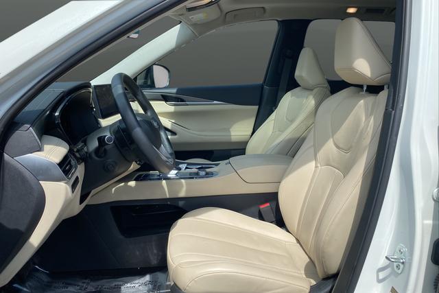 2023 INFINITI QX60 LUXE AWD