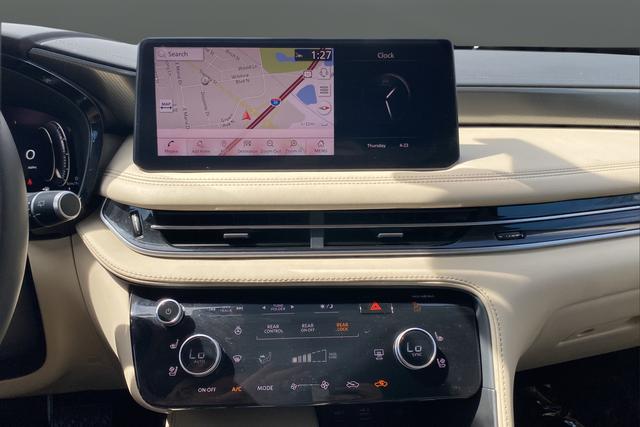2023 INFINITI QX60 LUXE AWD