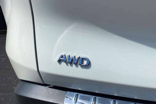2023 INFINITI QX60 LUXE AWD