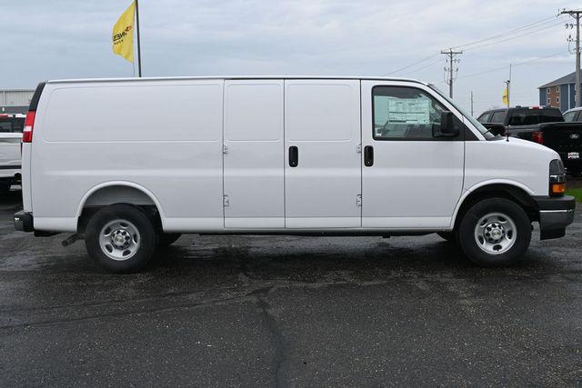 2026 Chevrolet Express Cargo Van 2500 Extended Wheelbase, WT, RWD