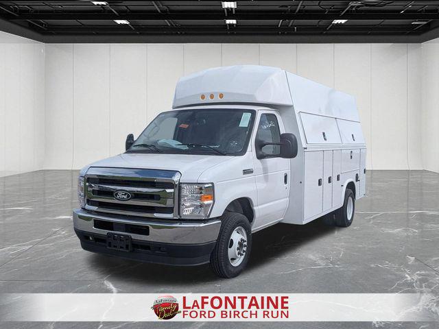 2027 Ford E-Series Cutaway Base for sale in Birch Run, MI