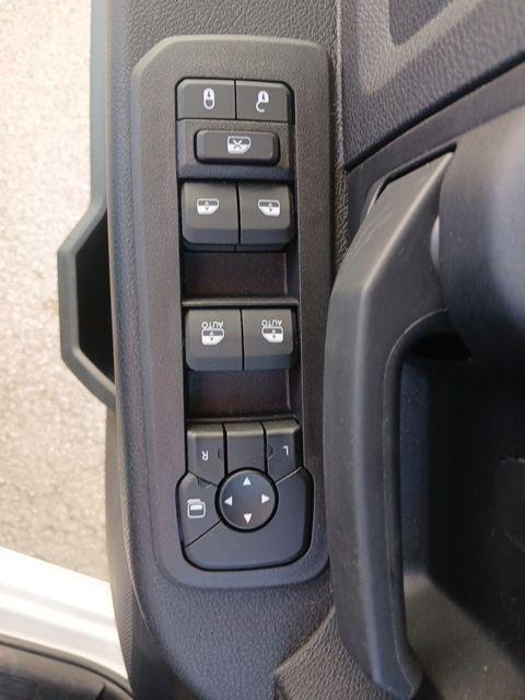 2026 Ram 5500 Tradesman/Big Horn