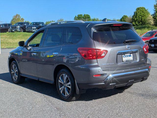 2019 Nissan Pathfinder S