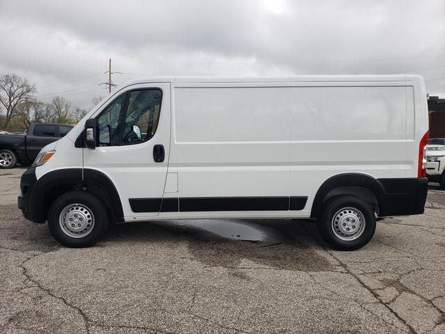 2025 Ram ProMaster 2500 Cargo Van Tradesman Low Roof 136" WB w/Pass Seat