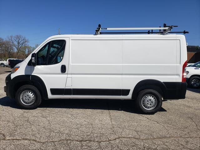 2025 Ram ProMaster 2500 Cargo Van Tradesman Low Roof 136" WB w/Pass Seat