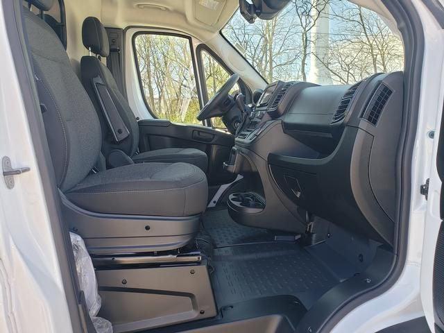 2025 Ram ProMaster 2500 Cargo Van Tradesman Low Roof 136" WB w/Pass Seat