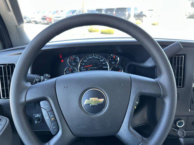 2026 Chevrolet Express Cargo Van 2500 Regular Wheelbase, WT, RWD
