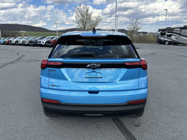 2027 Chevrolet Bolt LT FWD