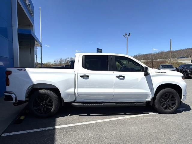 2026 Chevrolet Silverado 1500 4WD Crew Cab Short Bed Custom