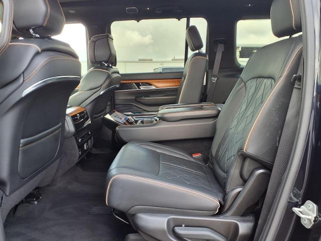2024 Jeep Grand Wagoneer L Series III 4x4