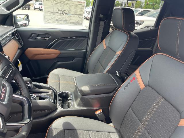 2026 GMC Canyon AT4, 4WD