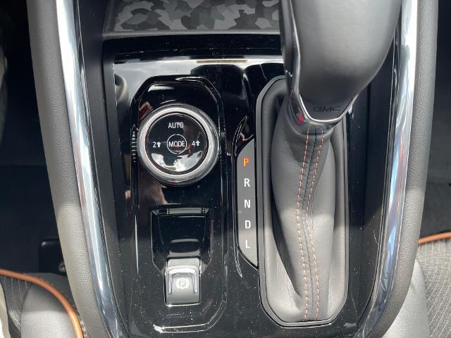 2026 GMC Canyon AT4, 4WD