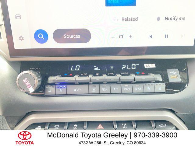 2026 Toyota Tundra Platinum Hybrid CrewMax 5.5' Bed