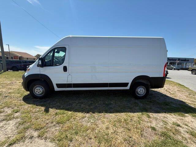 2025 Ram ProMaster 2500 Cargo Van Tradesman High Roof 159" WB w/Pass Seat