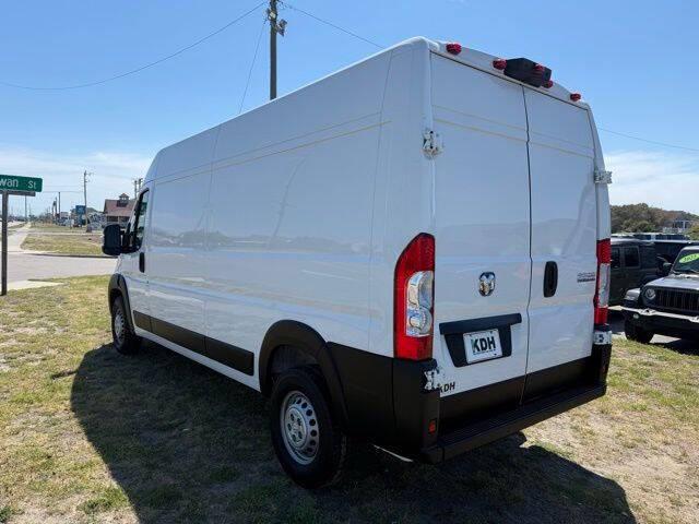 2025 Ram ProMaster 2500 Cargo Van Tradesman High Roof 159" WB w/Pass Seat