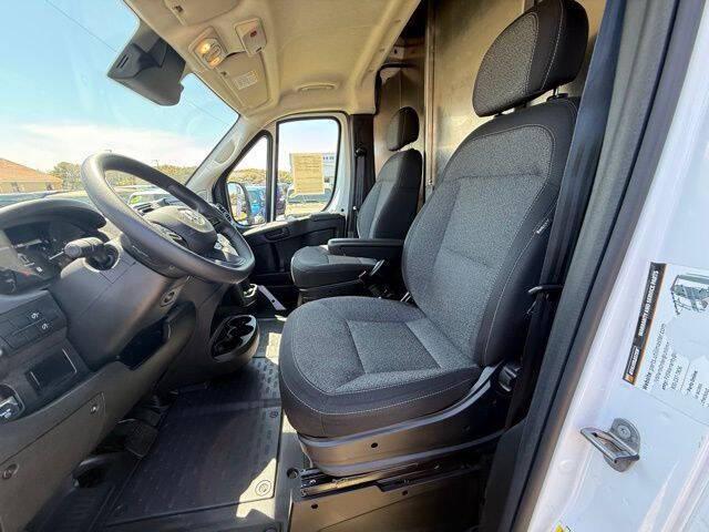 2025 Ram ProMaster 2500 Cargo Van Tradesman High Roof 159" WB w/Pass Seat